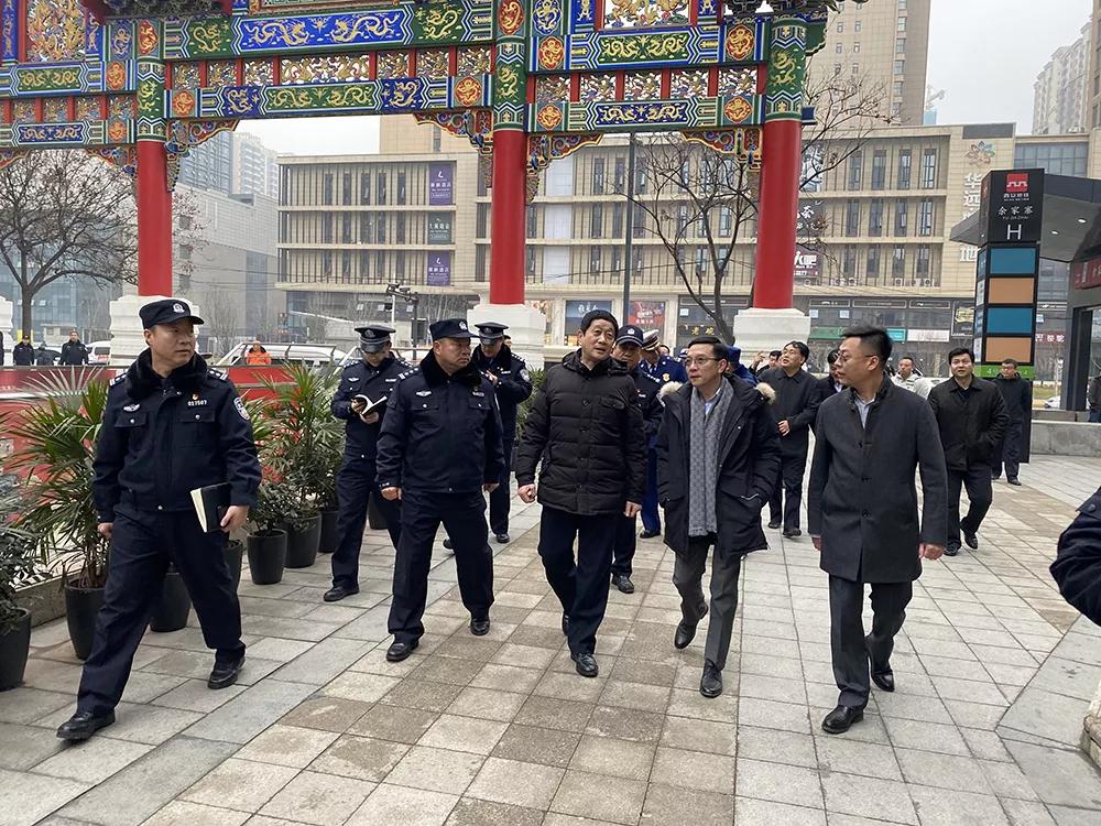 [公司新闻] 西安市副市长肖西亮带队督导检查四海唐人街安全生产工作